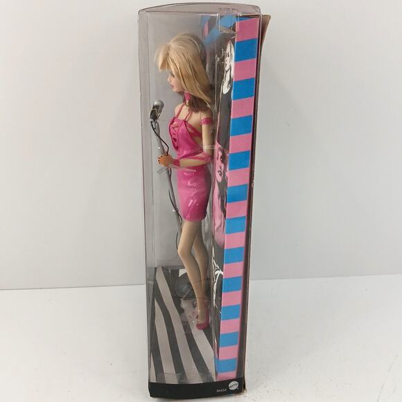 Barbie Debbie Harry Doll Blondie Ladies of the 80s Pink Label 2009 Collector NOB - Picture 10 of 16